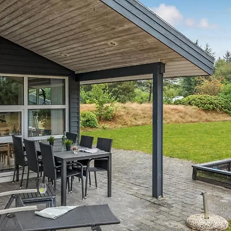 Cozy Home In Henne With Sauna Дом отдыха *