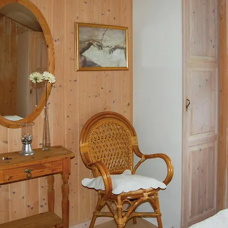 3 Bedroom In Henne